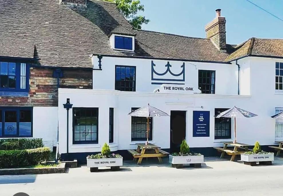 Beautiful Renovated Cottage In Mersham Ashford Kent 외부 사진